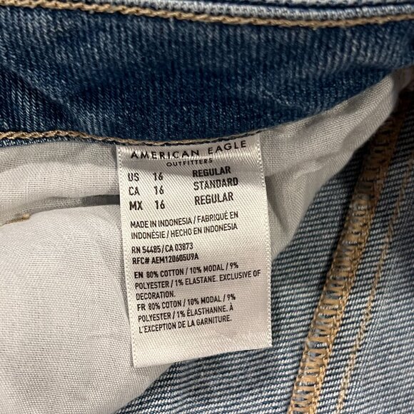 American Eagle Straight Leg Mom Jean, Light Wash, 16 - Picture 4 of 8